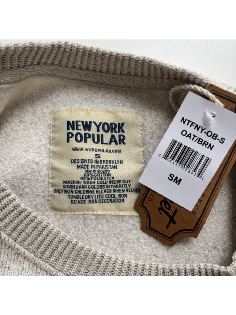 NEW YORK Spell Out Crewneck Sweatshirt Small - Picture 7 of 9